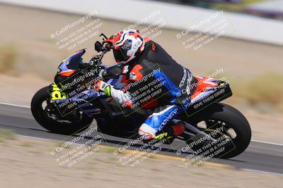 media/Oct-09-2022-SoCal Trackdays (Sun) [[95640aeeb6]]/Turn 15 Inside Distant Pans (1145am)/